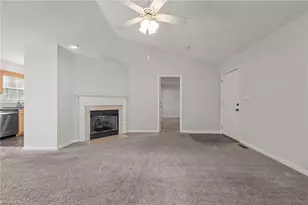 3016 Karlingdale Dr, Greensboro, NC 27455 - Photo 10
