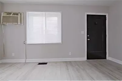 610 Hawthorne Avenue, High Point, NC 27262 - Photo 8