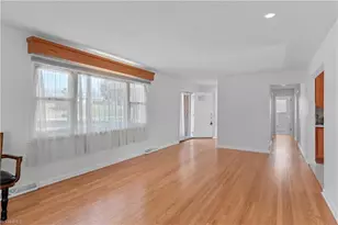 3291 Burton Rd, Thomasville, NC 27360 - Photo 10