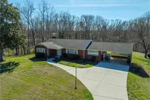 3291 Burton Rd, Thomasville, NC 27360 - Photo 44