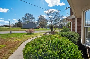 1735 Prince Edward Dr, Elon, NC 27244 - Photo 12