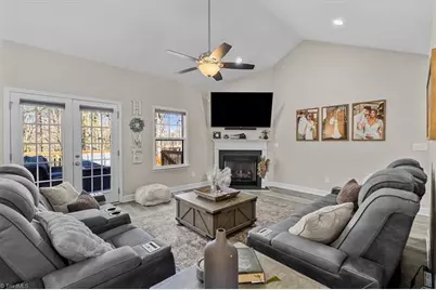 3489 Vance Street Extension, Reidsville, NC 27320 - Photo 8