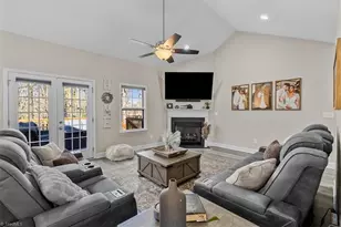 3489 Vance Street Extension, Reidsville, NC 27320 - Photo 8