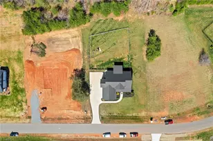 7412 Kingsley Pl, Stokesdale, NC 27357 - Photo 38