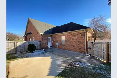 5810 Brakenwood Lane, Pfafftown, NC 27040 - Photo 20