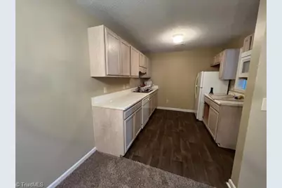 2624 Guyer Street, High Point, NC 27265 - Photo 6