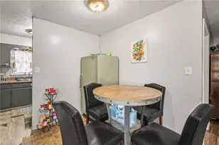 209 7th St, Burlington, NC 27215 - Photo 10