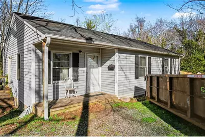 209 7th Street, Burlington, NC 27215 - Photo 2