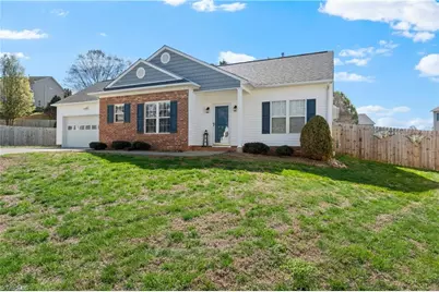 460 Overbrook Meadow Court, Kernersville, NC 27284 - Photo 2