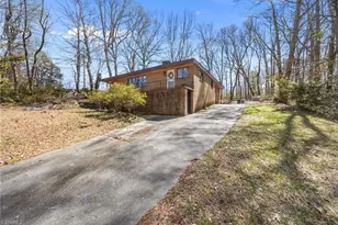 828 Martin Luther King Jr Dr, Asheboro, NC 27203 - Photo 4