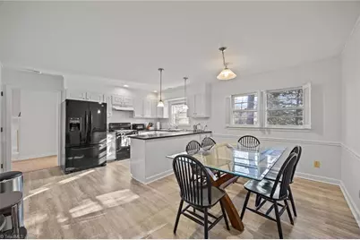 1409 Greenwood Terrace, Burlington, NC 27215 - Photo 8