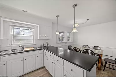 1409 Greenwood Terrace, Burlington, NC 27215 - Photo 10