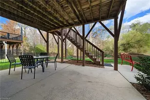 3806 Bridlington Dr, Greensboro, NC 27455 - Photo 40