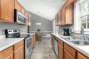 7510 Walking Stick Ln, Liberty, NC 27298 - Photo 14