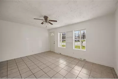 349 W Harden Street, Burlington, NC 27215 - Photo 4