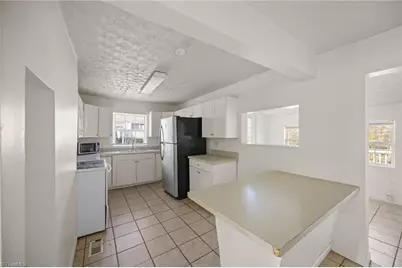 349 W Harden Street, Burlington, NC 27215 - Photo 8