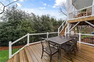 1065 Englewood Dr, Winston-Salem, NC 27106 - Photo 44