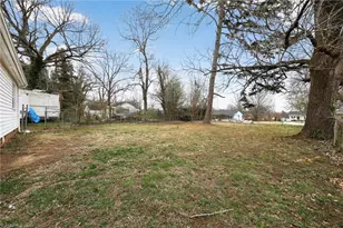 222 Charles Ave, High Point, NC 27260 - Photo 10