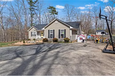 160 Newman Road, Elkin, NC 28621 - Photo 2