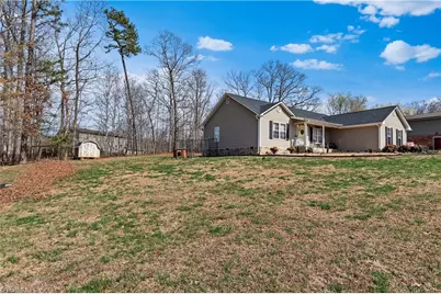 160 Newman Road, Elkin, NC 28621 - Photo 4