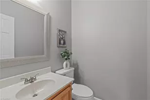 303 Holyoke Rd, Greensboro, NC 27406 - Photo 14