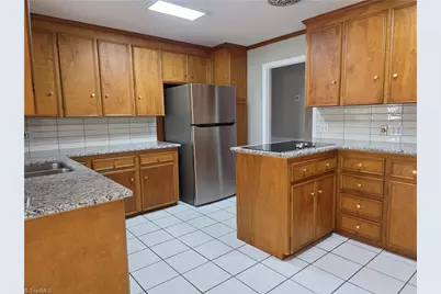 157 Woodbriar Road, Winston-Salem, NC 27106 - Photo 4