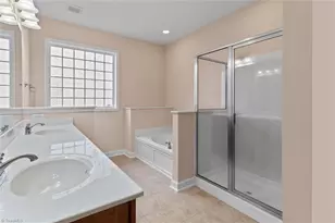 2472 Birch View Dr, High Point, NC 27265 - Photo 20