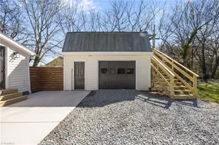 148 N State St, Haw River, NC 27258 - Photo 34