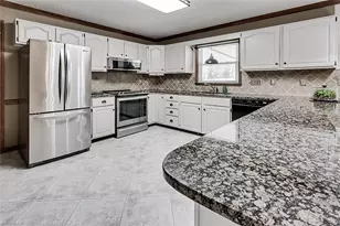 4701 Liberty Rd, Greensboro, NC 27406 - Photo 16