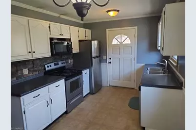 113 Merrydale Court, King, NC 27021 - Photo 10