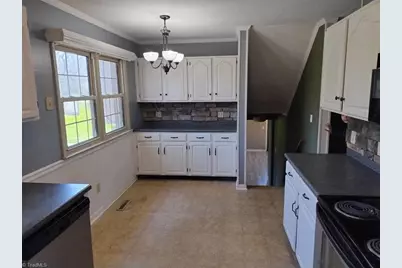 113 Merrydale Court, King, NC 27021 - Photo 12