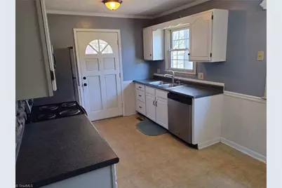 113 Merrydale Court, King, NC 27021 - Photo 10