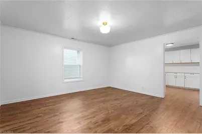 405 N Fourth Street, Mebane, NC 27302 - Photo 8