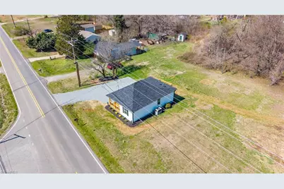 955 W Holt Street, Mebane, NC 27302 - Photo 18