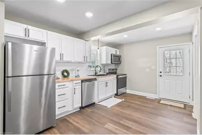 955 W Holt Street, Mebane, NC 27302 - Photo 24