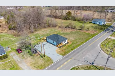 955 W Holt Street, Mebane, NC 27302 - Photo 16