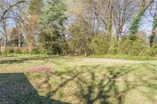 121 Vernon St, Kernersville, NC 27284 - Photo 2