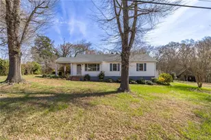 236 Jackson St, Eden, NC 27288 - Photo 2