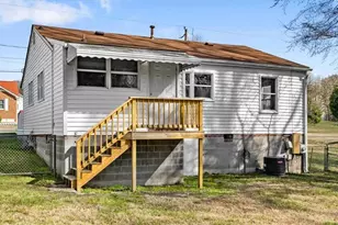 703 Garrett St, Greensboro, NC 27406 - Photo 32