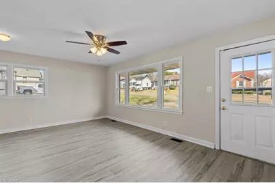 703 Garrett Street, Greensboro, NC 27406 - Photo 8