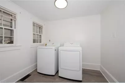 1720 Elizabeth Avenue, Winston-Salem, NC 27103 - Photo 16