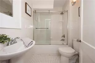 1720 Elizabeth Ave, Winston-Salem, NC 27103 - Photo 18