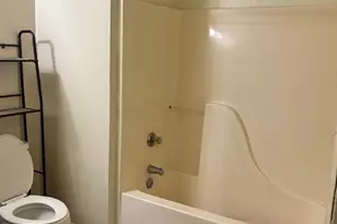 517 Mystic Dr, Greensboro, NC 27406 - Photo 12