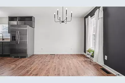 224 Friendly Avenue, High Point, NC 27260 - Photo 6