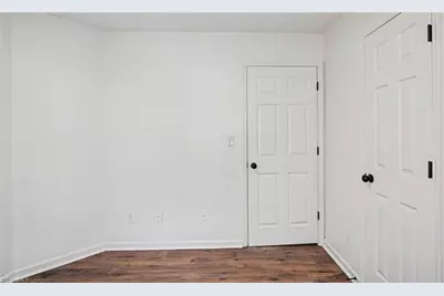 224 Friendly Avenue, High Point, NC 27260 - Photo 14