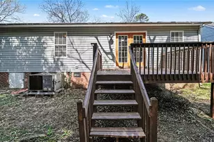 224 Friendly Ave, High Point, NC 27260 - Photo 18