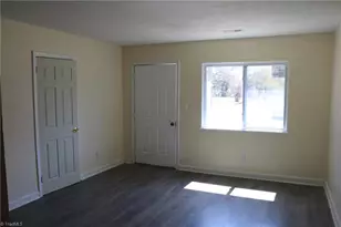 1219 Furlough Ave, High Point, NC 27260 - Photo 4