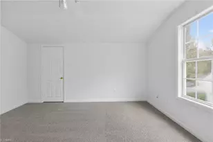 1846 Runner Stone Dr, High Point, NC 27265 - Photo 20