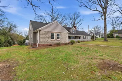 201 Stone Street, Thomasville, NC 27360 - Photo 2