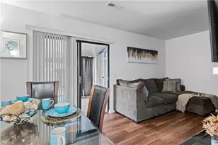 201 E Montcastle Dr, Greensboro, NC 27406 - Photo 12